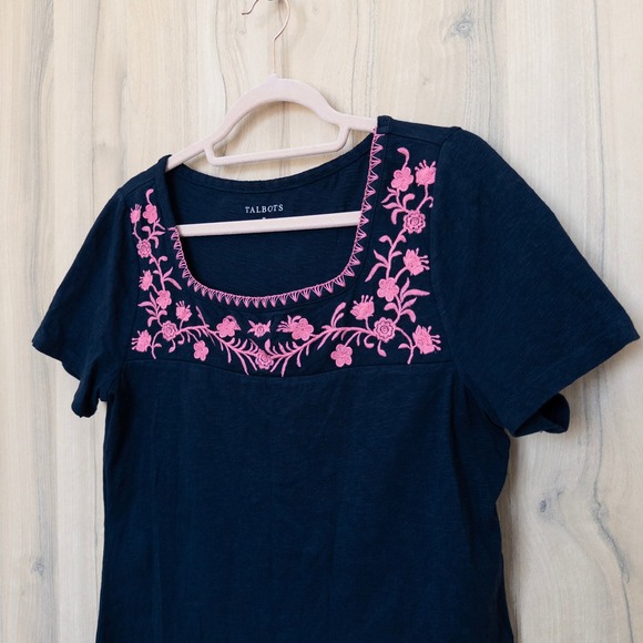 Talbots Womens Embroidered Square Neck Short Sleeve Top Size M Navy Boho Cottage - Picture 3 of 5